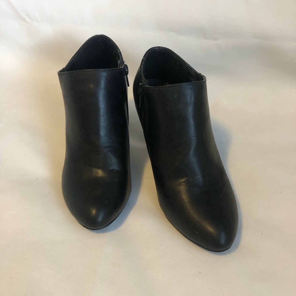George Classic Black Ankle Booties